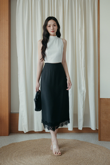 HYDEE HIGH WAISTED LACE SKIRT (BLACK)