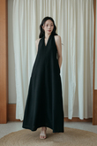 BRYNN V-NECK DRESS (BLACK) 