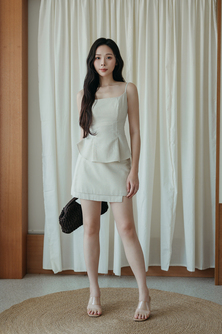 TOBY U NECK CAMI TOP (CREAM)