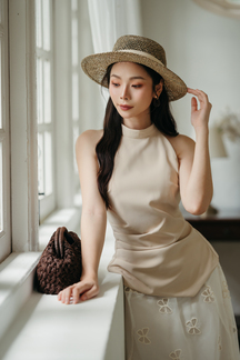 ROEZY ASYMMETRICAL TOP (BEIGE)