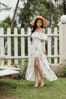 AURELIA OFF SHOULDER MAXI DRESS (WHITE FLORAL) 