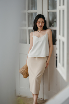 PAYTON BACK SPLIT PENCIL SKIRT (BEIGE)