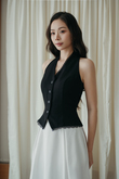 JULLIAN BUTTON VEST TOP (BLACK) JULLIAN BUTTON VEST TOP (BLACK)