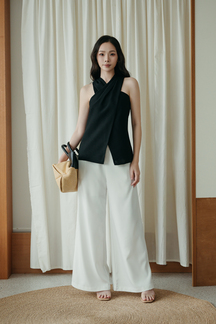 KARTIER CRISS CROSS TOP (BLACK)