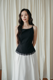 ALISA HALTER NECK LACE TOP (BLACK)