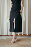 GOLDEE V NECK SPLIT DRESS (BLACK) 