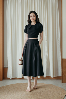 SUSEN ROUND NECK CROP TOP (BLACK)