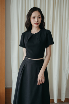 SUSEN ROUND NECK CROP TOP (BLACK)