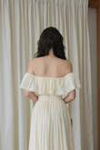 LANNY OFF SHOULDER CROP TOP (CREAM YELLOW) LANNY OFF SHOULDER CROP TOP (CREAM YELLOW)