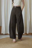 MICHAEL BARREL MID WAIST PANTS (BROWN1) MICHAEL BARREL MID WAIST PANTS (BROWN1)