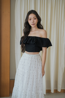 LANNY OFF SHOULDER CROP TOP (BLACK)