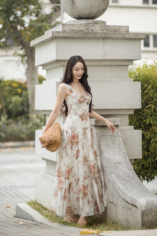 *BACKORDER*ORIANA SWEETHEART MAXI DRESS (BROWN FLORAL) 