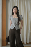 FELIA BUTTON FRONT TOP (WHITE CHECKERED)