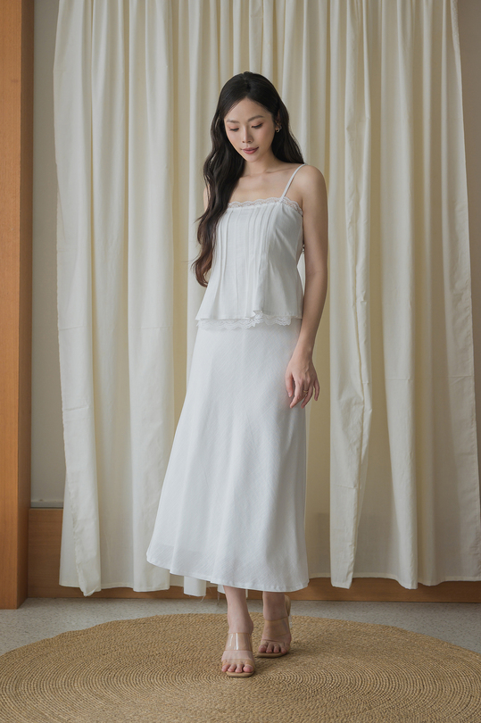 ESMERALDA HIGH WAISTED SKIRT (WHITE) ESMERALDA HIGH WAISTED SKIRT (WHITE)