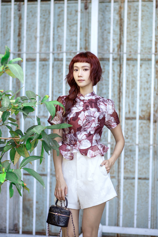 EMORI CHEONGSAM TOP (RED FLORAL)