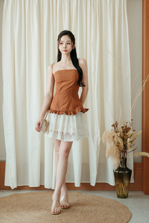 HARLYN ELASTIC TUBE TOP (BROWN)