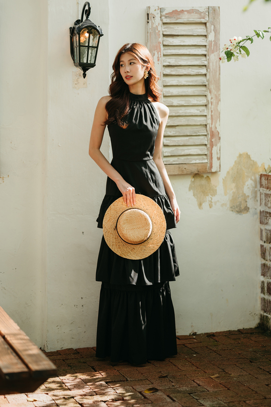 GRACIELA TIERED MAXI DRESS (BLACK)