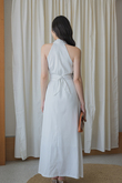 BRYNN V-NECK DRESS (WHITE STRIPE) BRYNN V-NECK DRESS (WHITE STRIPE)