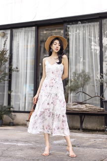 AMOURIE TIERED MIDAXI DRESS (FLORAL)